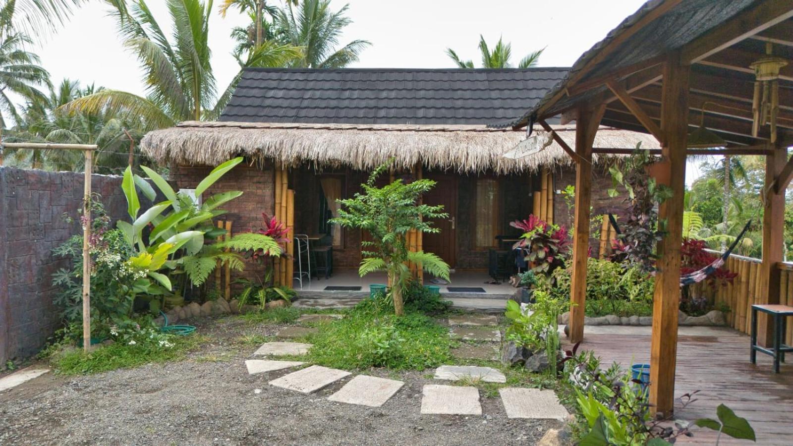 Dira Bungalows Tetebatu Phòng bức ảnh