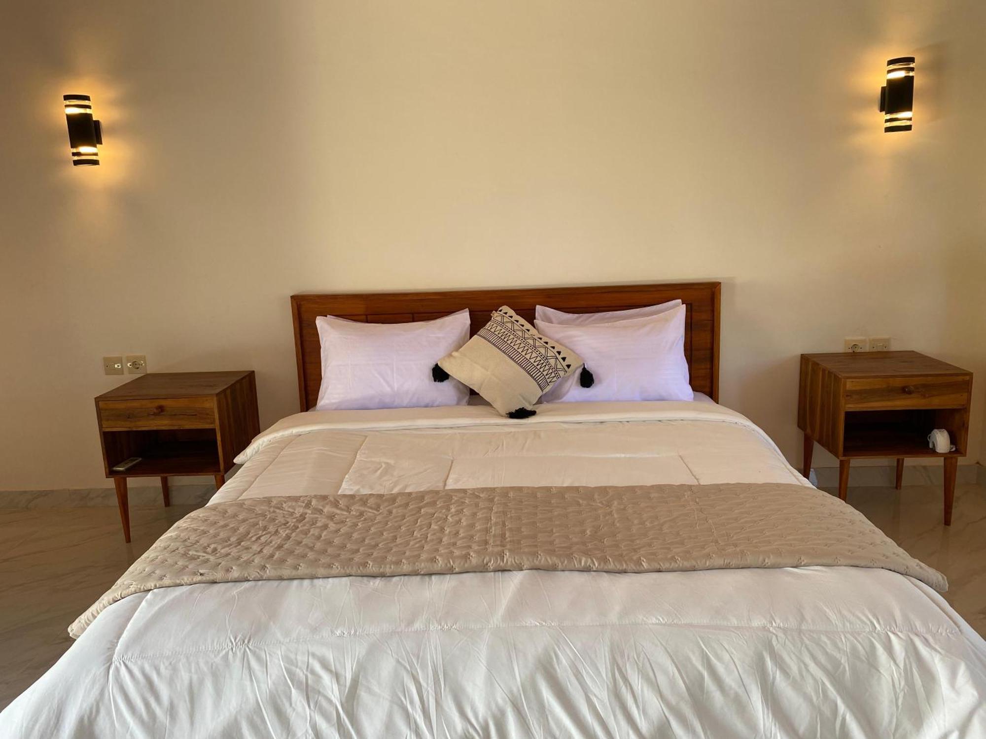 Dira Bungalows Tetebatu Phòng bức ảnh